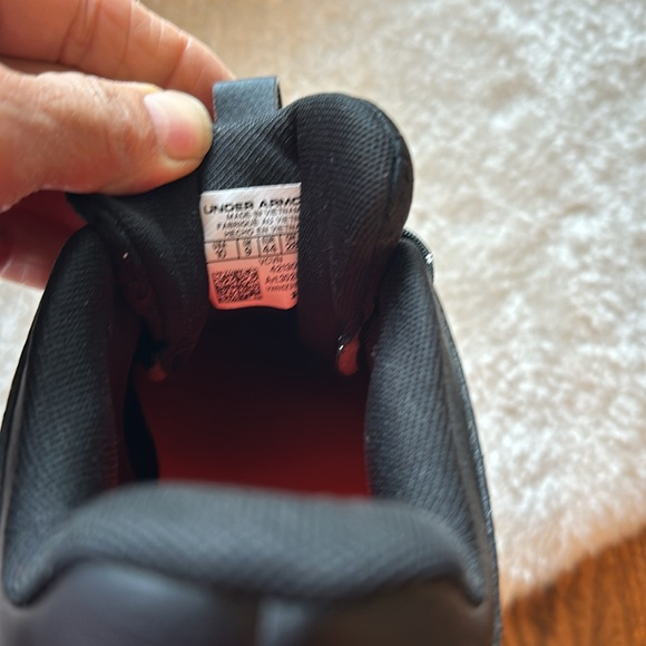 Under armour cleats - Picture 6 of 8